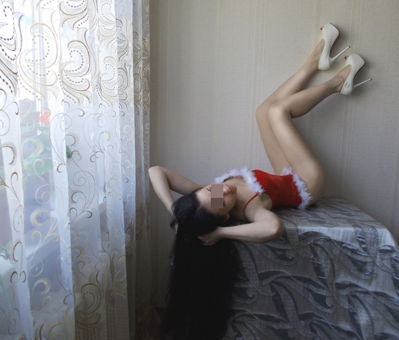 У меня красивое, подтянутое тело и таинственный, притягательный взгляд. В Москве я предлагаю широкий спектр услуг для приятного времяпрепровождения. Великолепный эротический массаж, страстные ночи вместе, эксклюзивные игрушки и многое другое - выбор за тобой! Мои фото подтверждают мою красоту и прекрасные формы. Отзывы о моей работе говорят сами за себя. Живу в Москве, готова оказывать самые незабываемые и чувственные услуги. ✨🔥💋 Не упусти шанс испытать истинное наслаждение! Альбина
